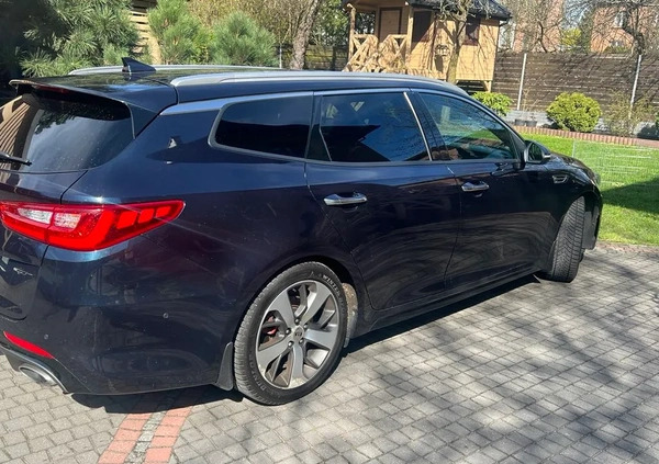 Kia Optima cena 83000 przebieg: 148100, rok produkcji 2017 z Radom małe 79